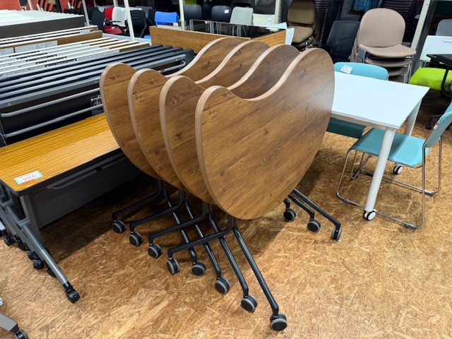 変形折り畳みテーブル買取致しました　ｅｓｃ－ｆｍ－ｂ